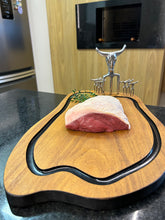 Carregar imagem no visualizador da galeria, Tábua de Churrasco Super Premium com Garra + 6 Garfinhos