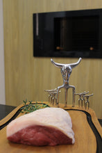 Carregar imagem no visualizador da galeria, Tábua de Churrasco Super Premium com Garra + 6 Garfinhos